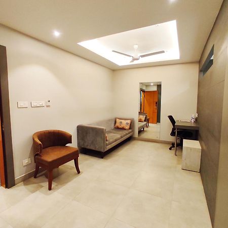 Hotel Rishiraj Nagaon  Exterior foto