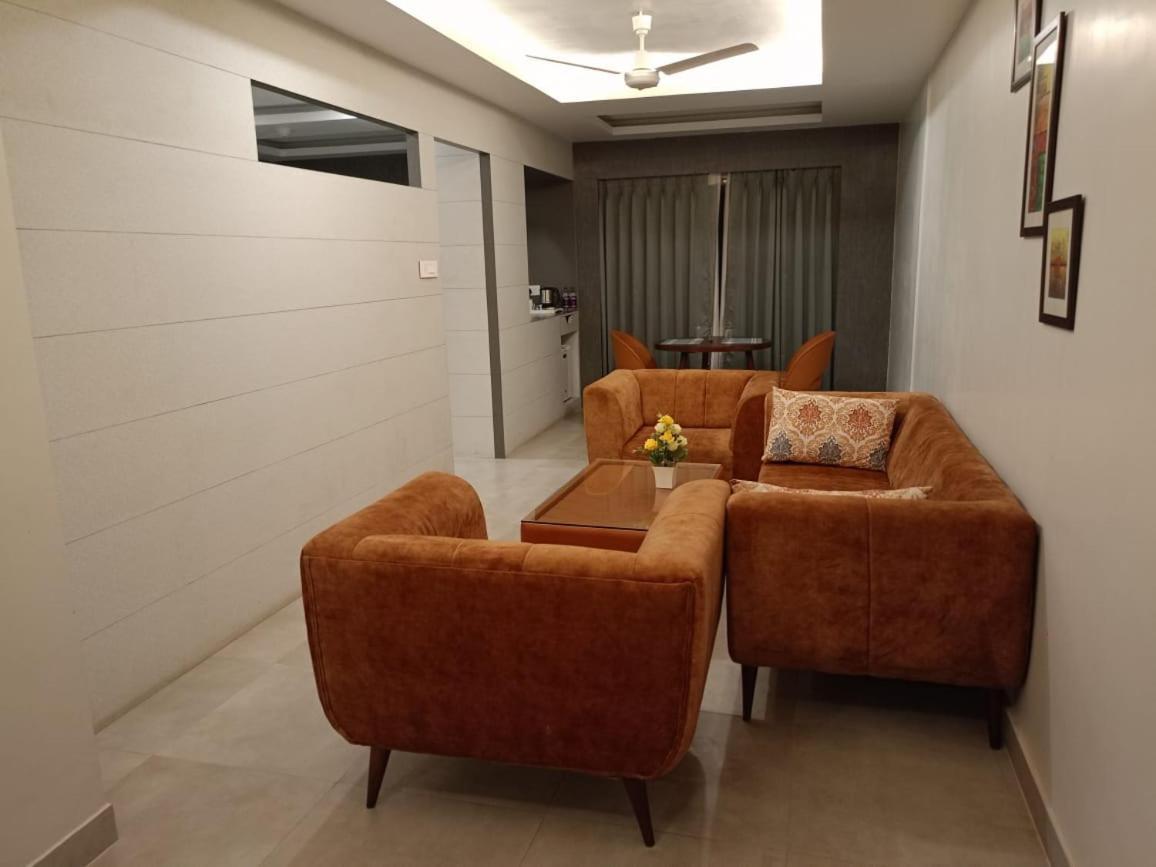 Hotel Rishiraj Nagaon  Exterior foto