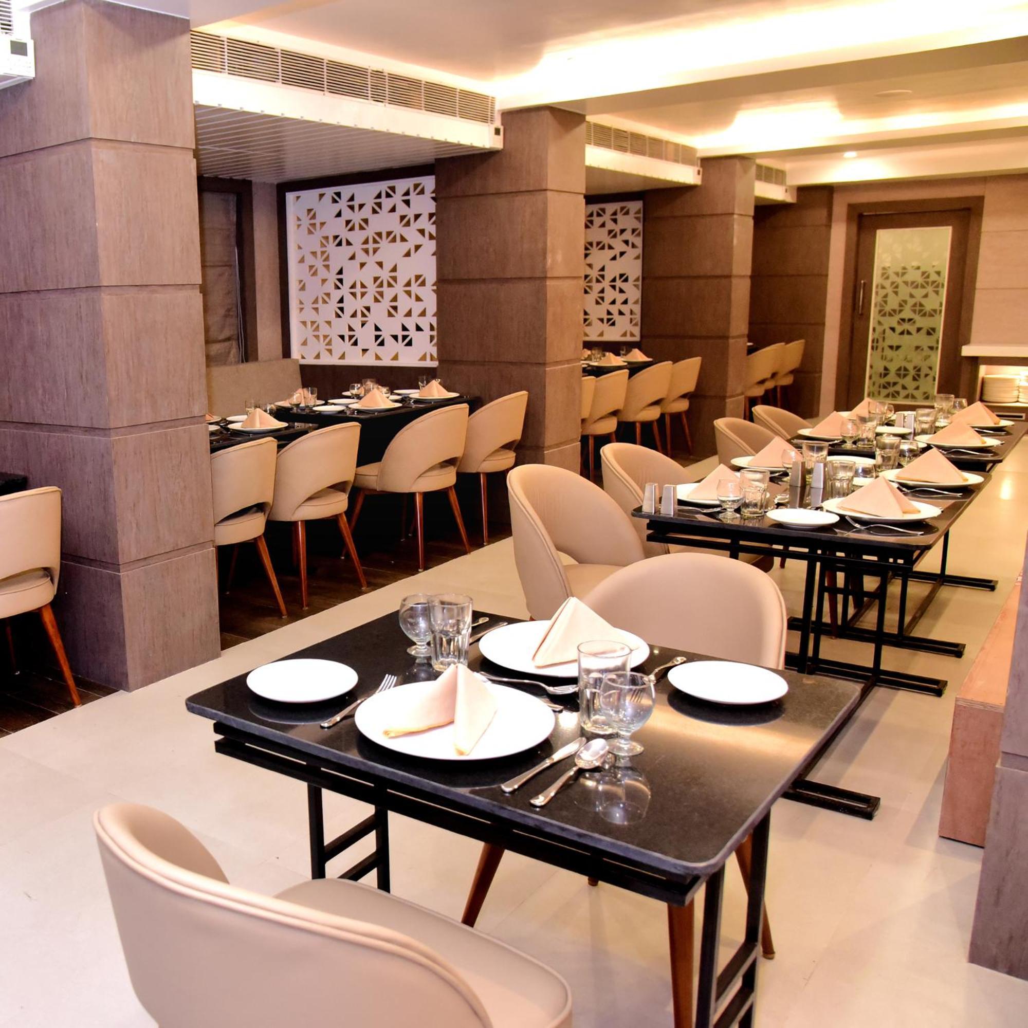 Hotel Rishiraj Nagaon  Exterior foto